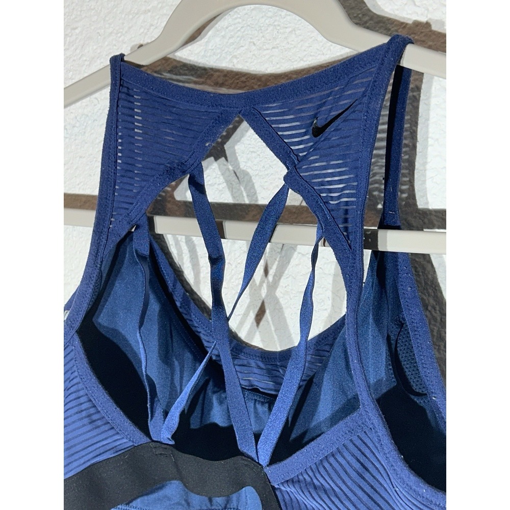 Nike Sports Bra Blue Medium Only One Pad Insert Criss Cross Backing - Picture 4 of 5